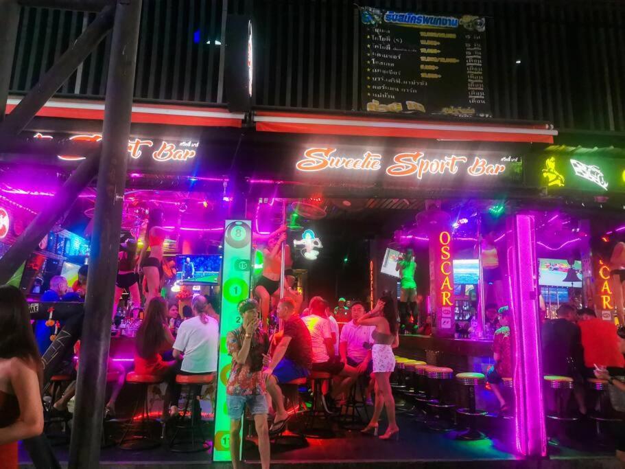Quiet Near Night Life & Good Food Căn hộ *